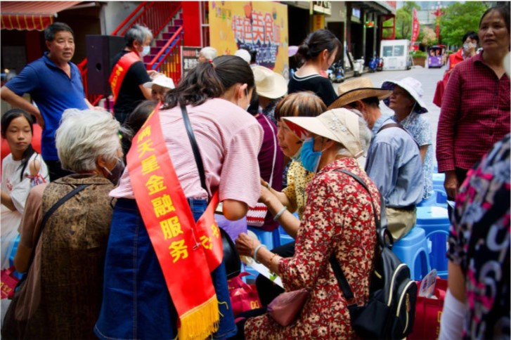 IMG_005.jpg IMG_005.jpg